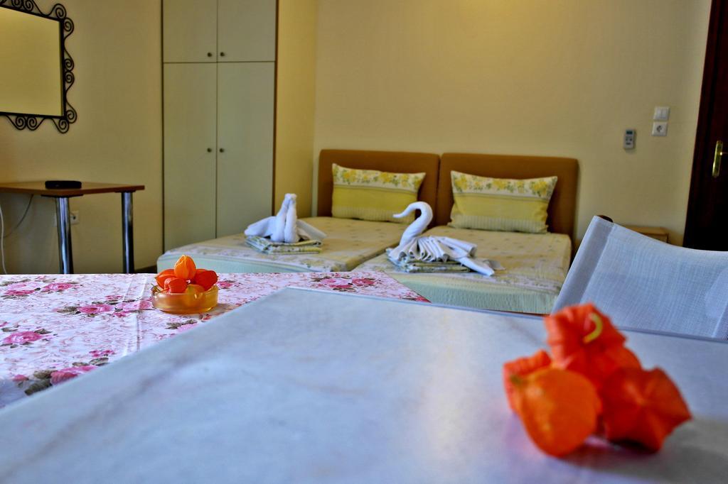 Roula Rooms Stratoni Exterior foto
