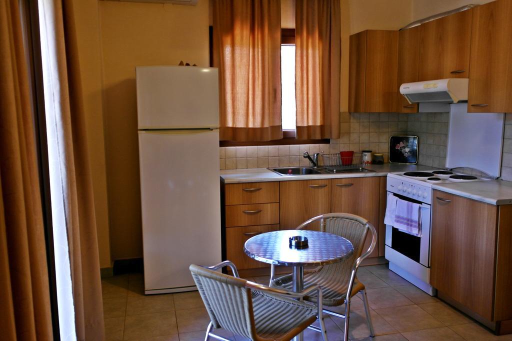 Roula Rooms Stratoni Exterior foto