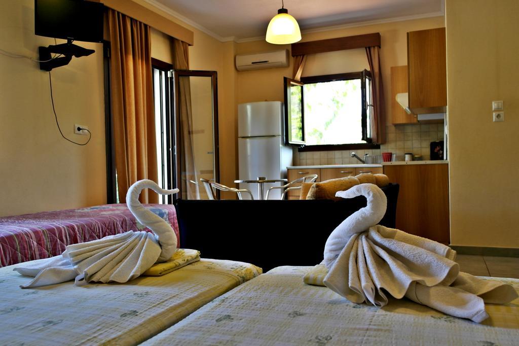Roula Rooms Stratoni Exterior foto